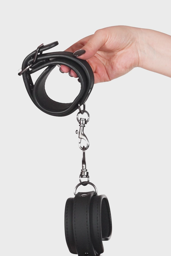 Stringimi - Manette